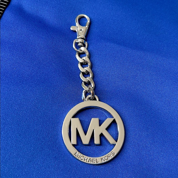 🖤Michael Kors key chain - Picture 1 of 9